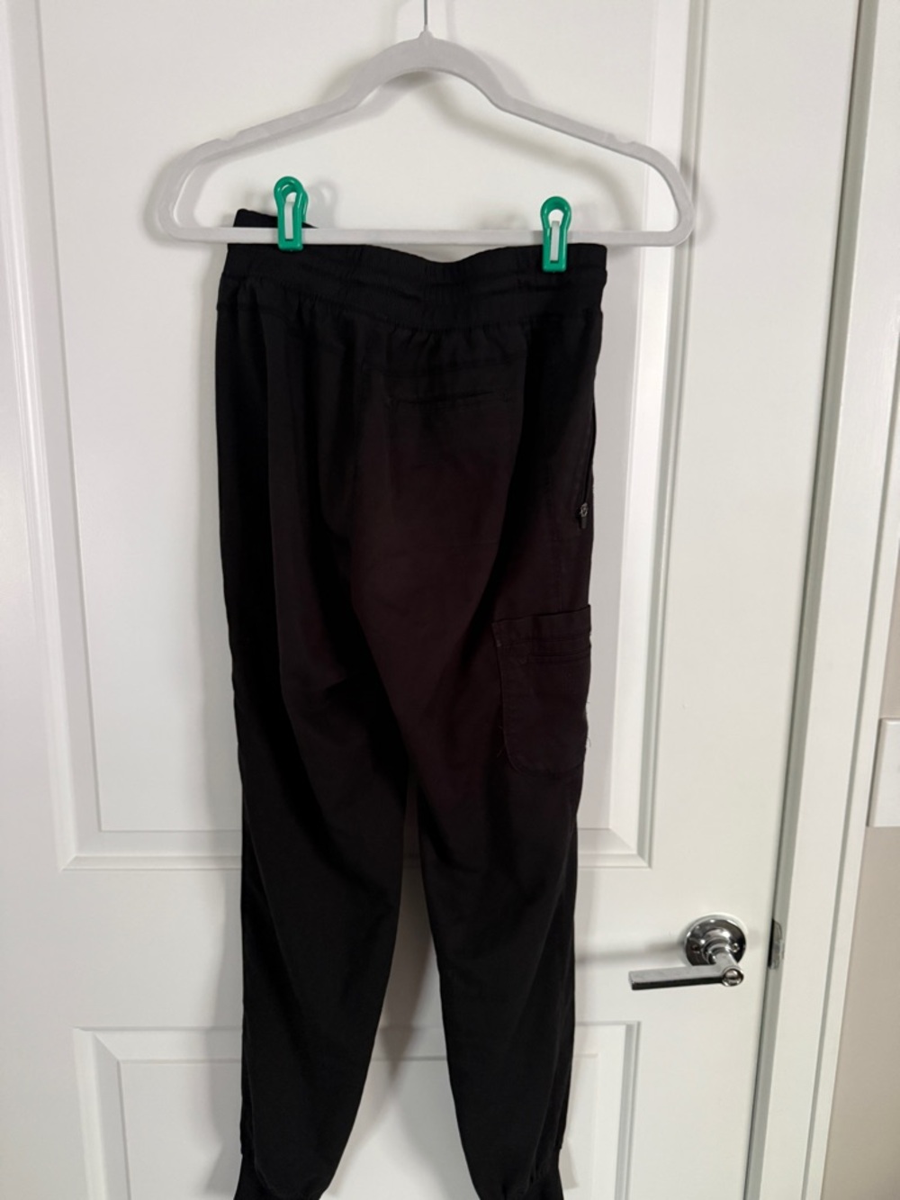 Grey’s Anatomy Scrub Pants - Picture 2 of 5
